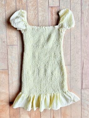 Zara Yellow Smocked Puff Sleeve Mini Dress – Size Medium